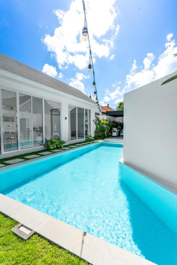 Casa Blanca Villa By Betterplace Uluwatu Exteriér fotografie